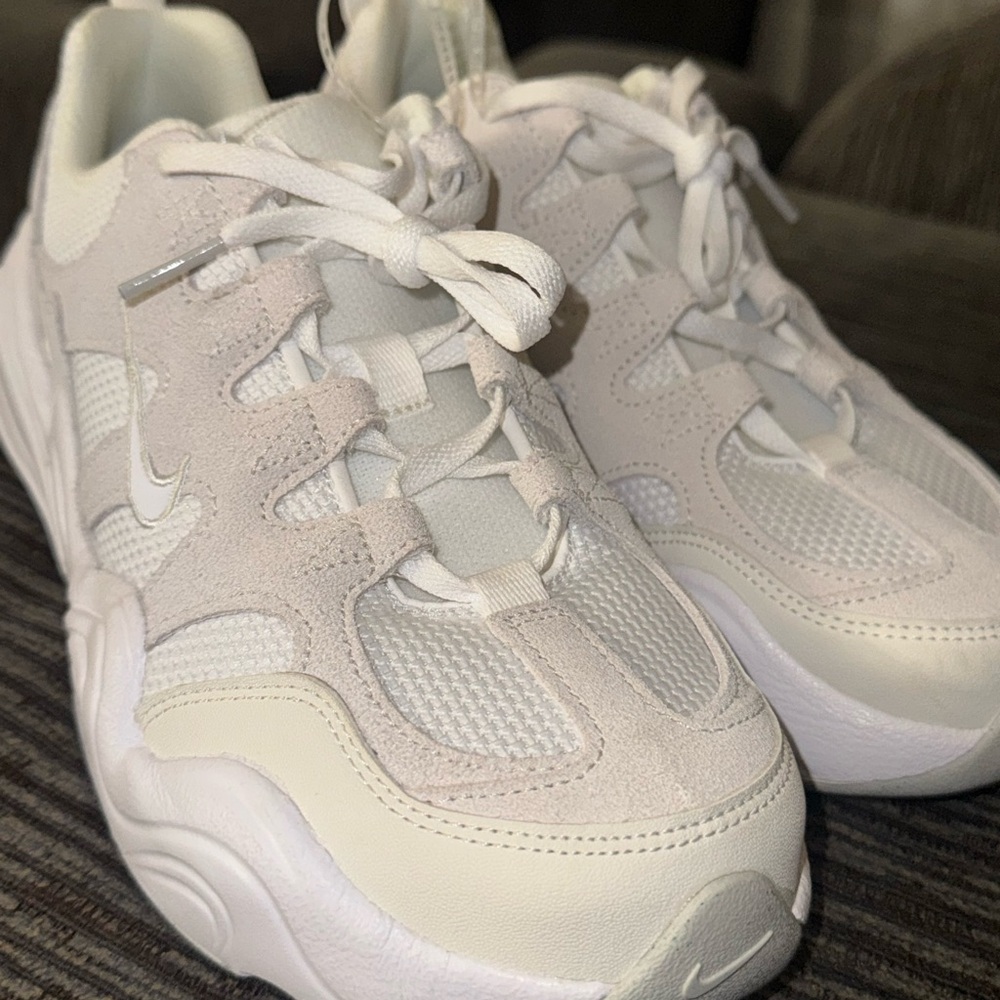 Nike Women's Sneakers in White and Cream
